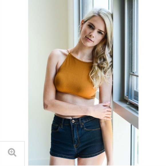Under the Bed Boutique Other - 🆑NEW!! Seamless High Neck Bra Top